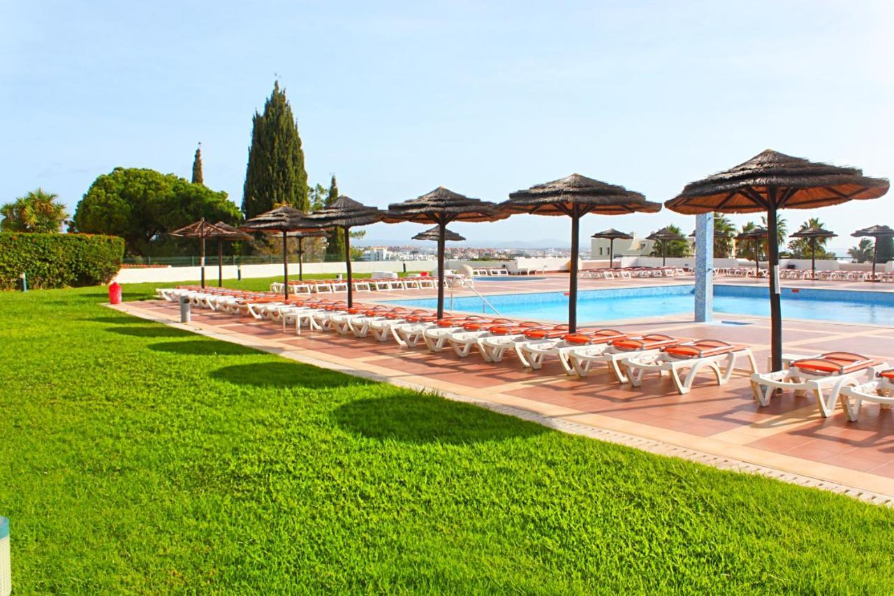 Cozy And Stylish Studio Apt Just 800M From The Beach - New On Booking! Albufeira Kültér fotó