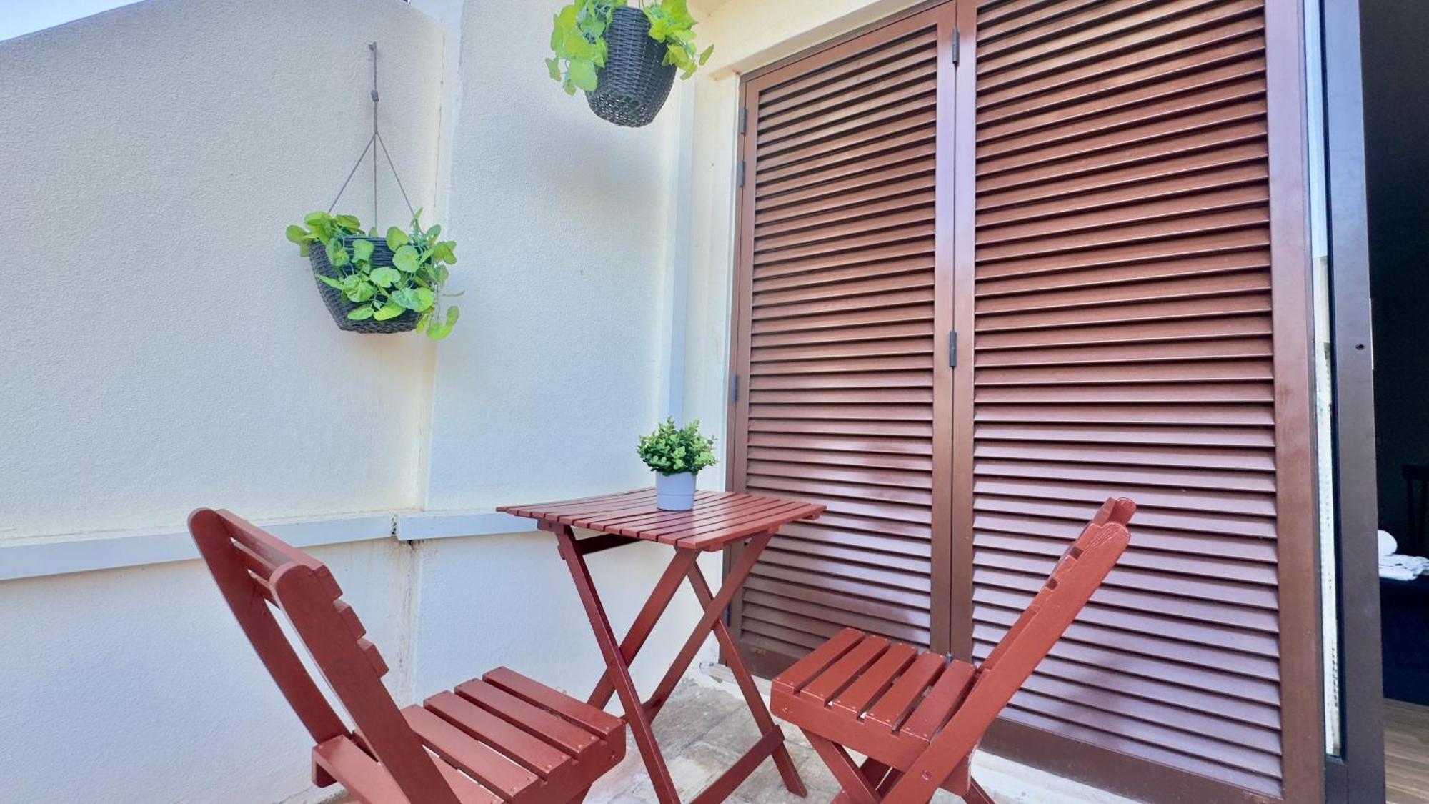 Cozy And Stylish Studio Apt Just 800M From The Beach - New On Booking! Albufeira Kültér fotó